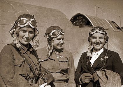 Первый женский летный экипаж Валентины Гризодубовой